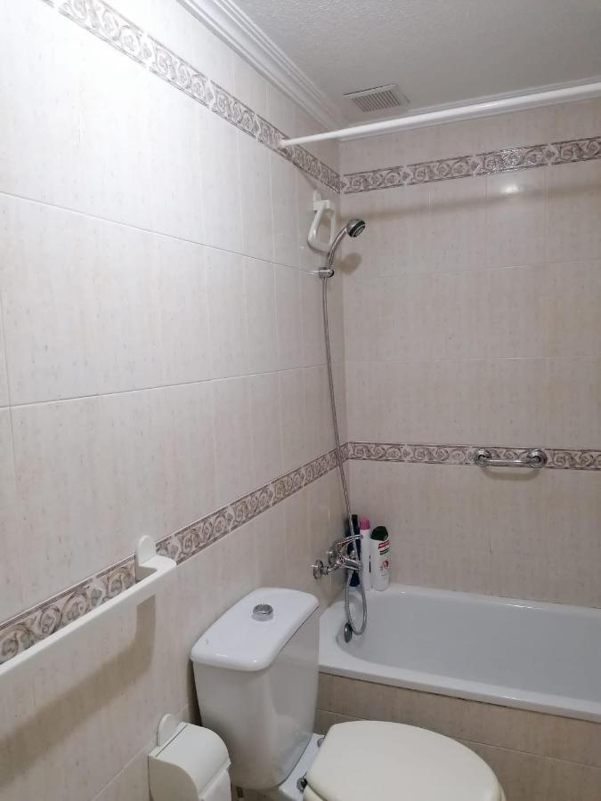 Gemuetliche Ferienwohnung In Torrevieja Ca100M Vom Strand Playa Del Cura Entfernt Exterior photo