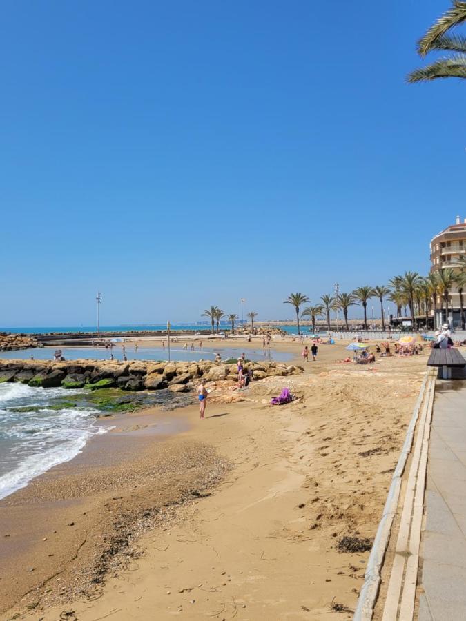 Gemuetliche Ferienwohnung In Torrevieja Ca100M Vom Strand Playa Del Cura Entfernt Exterior photo